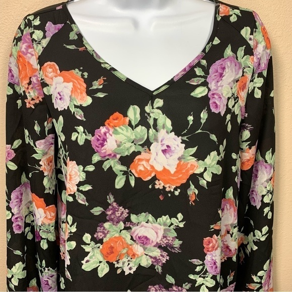 XS Decree Black Floral Long Sleeve Blouse Extra Small V Neck Pullover 0 2 - Picture 11 of 16